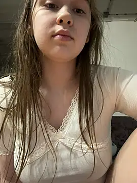 Snapshot of HornyGirlH chatting on May 29, 2026, 6:17 pm HornyGirlH online show from May 29, 2026, 6:17 pm