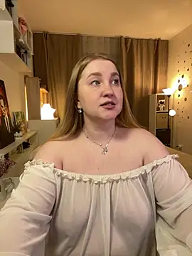 ollydoll92 online show from March 16, 2025, 6:44 pm