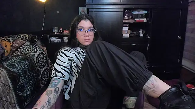 Lilmarieee online show from March 12, 2025, 12:20 am