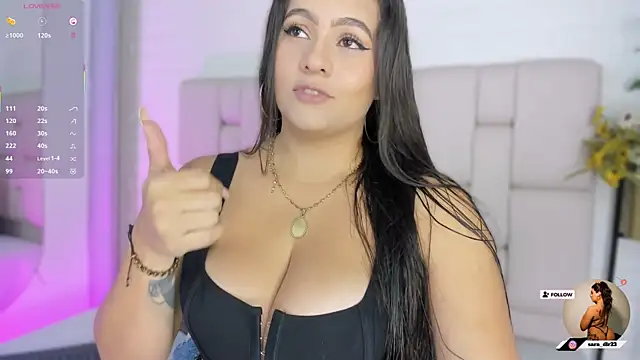 Snapshot of nataly_clark_ chatting on October 3, 2025, 8:17 pm nataly clark online show from October 3, 2025, 8:17 pm