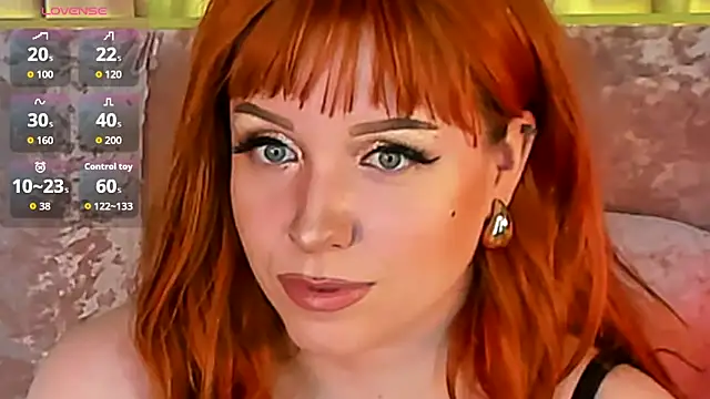 Snapshot of RoseRoxy chatting on December 23, 2025, 5:16 am RoseRoxy online show from December 23, 2025, 5:16 am