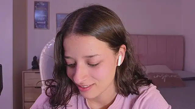 Amaia Daniells online show from November 29, 2025, 3:53 am