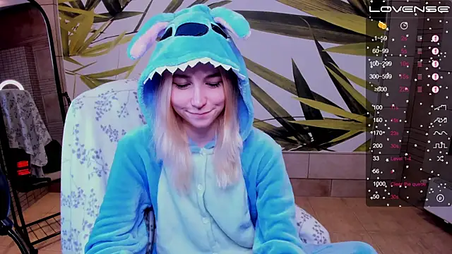 fleximona online show from October 19, 2025, 8:37 am