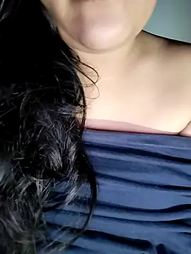 Annerae online show from September 25, 2025, 5:27 pm