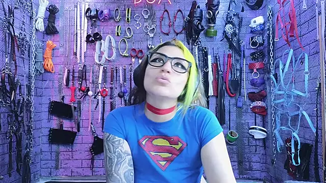 PANDORANEZZ online show from February 22, 2025, 4:40 pm