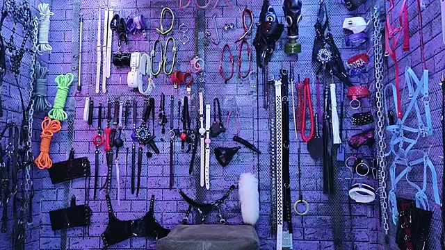 PANDORANEZZ online show from February 12, 2026, 3:34 am