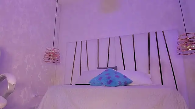 Meghan stonne  online show from January 31, 2025, 7:18 pm