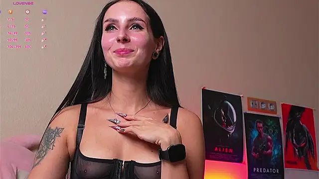 YaraAveiri online show from November 29, 2025, 9:34 am