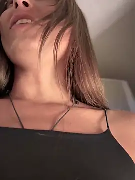 YOUR-KARINA online show from December 9, 2024, 10:00 am