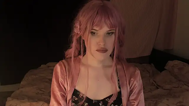 Snapshot of EffieMinki chatting on December 26, 2024, 3:20 pm EffieMinki online show from December 26, 2024, 3:20 pm