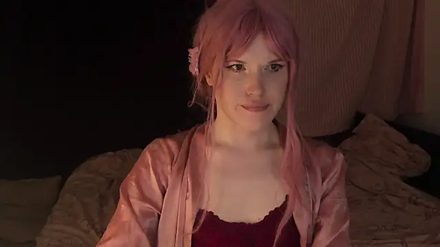 Snapshot of EffieMinki chatting on January 5, 2025, 4:16 pm EffieMinki online show from January 5, 2025, 4:16 pm