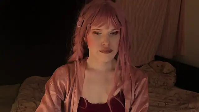 Snapshot of EffieMinki chatting on January 6, 2025, 6:14 am EffieMinki online show from January 6, 2025, 6:14 am