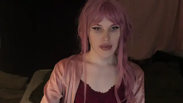 Snapshot of EffieMinki chatting on January 20, 2025, 6:53 pm EffieMinki online show from January 20, 2025, 6:53 pm