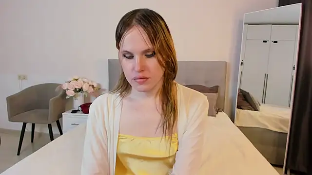 Snapshot of EffieMinki chatting on November 13, 2025, 5:50 am EffieMinki online show from November 13, 2025, 5:50 am