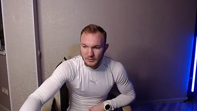 Toress1 online show from February 19, 2025, 5:05 am