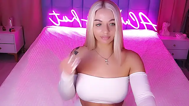 AllwaysHotJ online show from December 2, 2025, 2:06 am