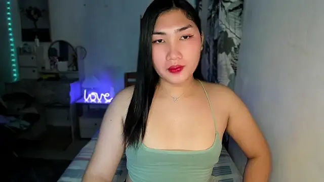 Miss Deliciousness online show from February 6, 2025, 3:52 pm