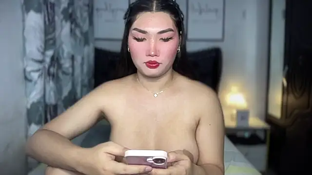 Miss Deliciousness online show from April 19, 2026, 4:28 pm