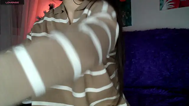 Lili asian online show from January 24, 2025, 7:49 pm