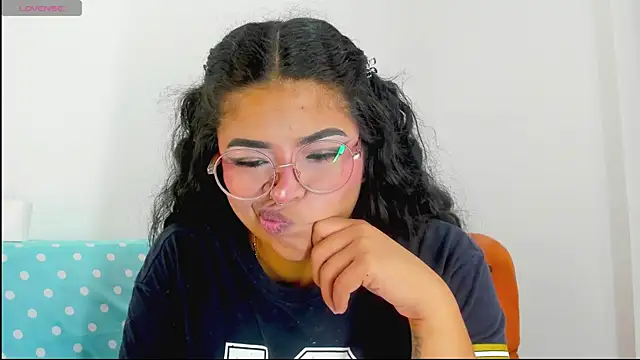 Snapshot of moana_taylor chatting on May 12, 2026, 10:23 am moana taylor online show from May 12, 2026, 10:23 am