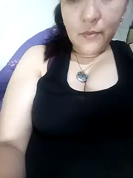 Gatubela212 online show from January 29, 2025, 3:33 am