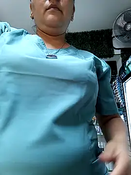 Gatubela212 online show from April 5, 2026, 10:07 pm