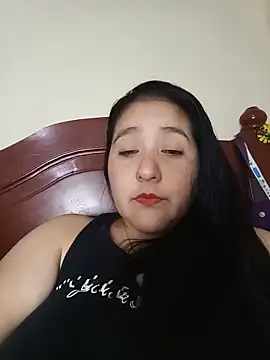 Snapshot of Gatubela212 chatting on June 6, 2026, 2:16 am Gatubela212 online show from June 6, 2026, 2:16 am
