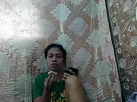 PinaySkinnyGirl online show from April 1, 2026, 1:50 am