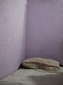 Snapshot of KassKiss chatting on April 7, 2026, 3:29 am KassKiss online show from April 7, 2026, 3:29 am