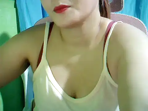 ashlylove25 online show from March 6, 2026, 11:39 am