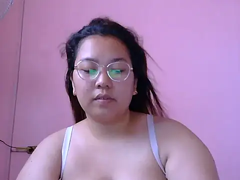 Snapshot of Boobsiemarie chatting on May 18, 2026, 6:30 am Boobsiemarie online show from May 18, 2026, 6:30 am