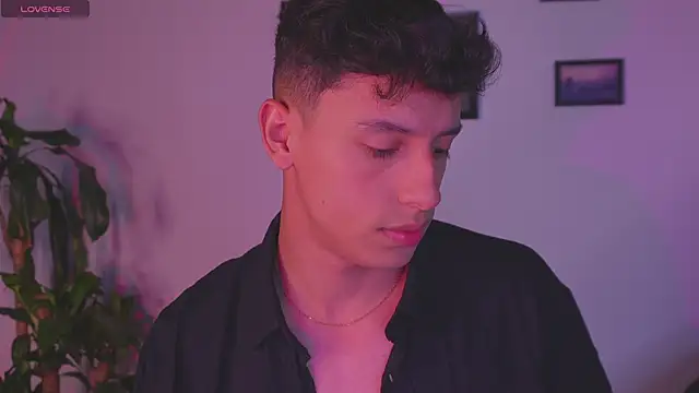 I Gabriel online show from February 25, 2026, 4:44 am