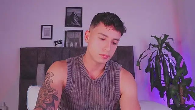 Snapshot of I_Gabriel chatting on July 18, 2026, 4:49 am I Gabriel online show from July 18, 2026, 4:49 am