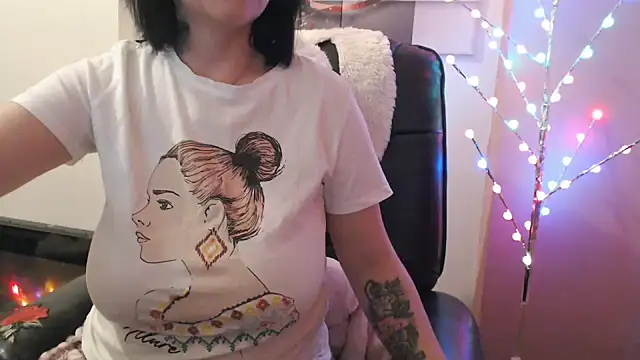 algodonyfresa online show from February 4, 2025, 6:14 am