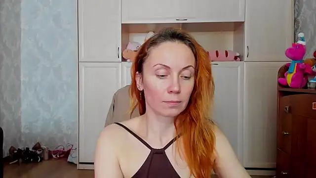 Snapshot of BrightBurst chatting on March 19, 2025, 11:39 am BrightBurst online show from March 19, 2025, 11:39 am