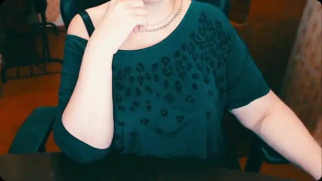 AlisaHot55 online show from December 6, 2024, 4:06 pm