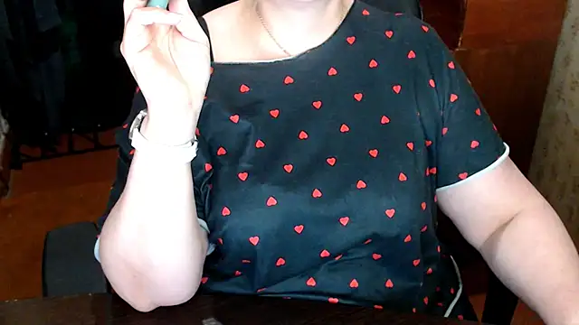 AlisaHot55 online show from June 9, 2026, 4:07 pm