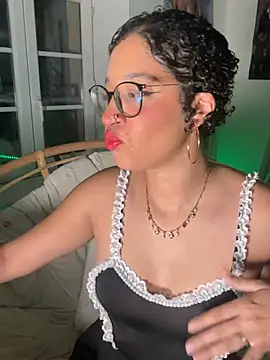 Snapshot of Lauyako chatting on July 26, 2026, 6:15 pm Lauyako online show from July 26, 2026, 6:15 pm