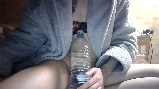 fabiolagg online show from December 4, 2025, 8:39 pm