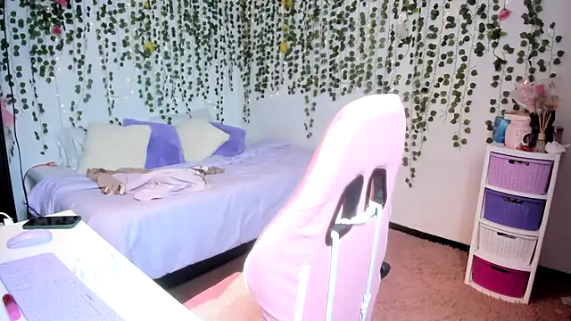 violeta milleer online show from September 12, 2025, 3:12 pm