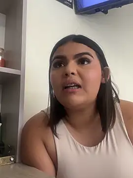 Lia sexx online show from April 17, 2026, 6:55 pm