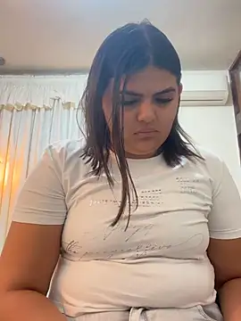 Lia sexx online show from April 19, 2026, 1:10 pm