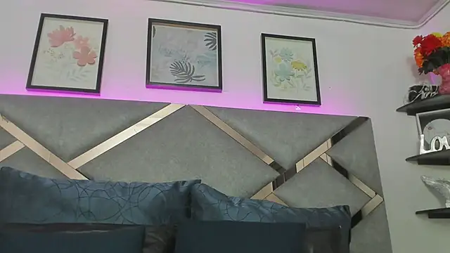 Keidy rose online show from September 19, 2025, 7:03 pm