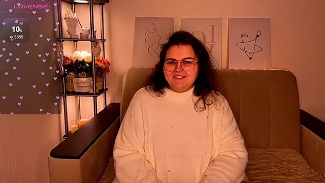 Curvy Jane online show from December 12, 2024, 10:45 am