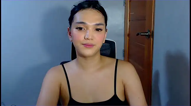 WONDERWOMAN2023 online show from January 25, 2025, 2:37 am