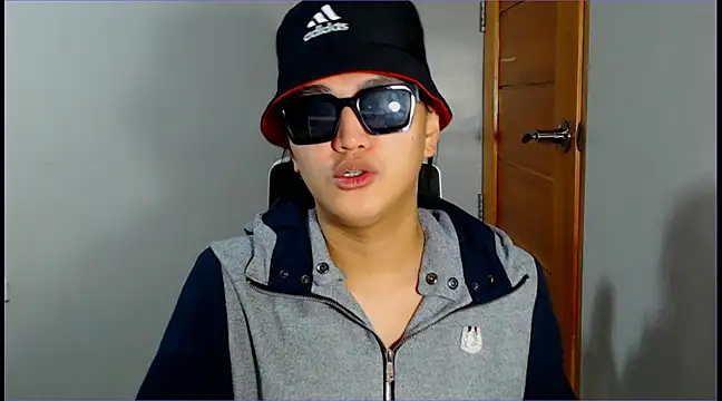 WONDERWOMAN2023 online show from February 12, 2025, 8:29 pm