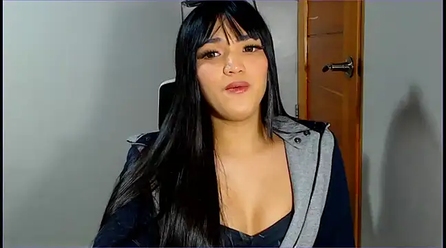 WONDERWOMAN2023 online show from March 22, 2025, 5:28 am