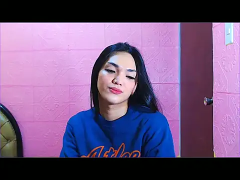 WONDERWOMAN2023 online show from September 28, 2025, 10:04 pm