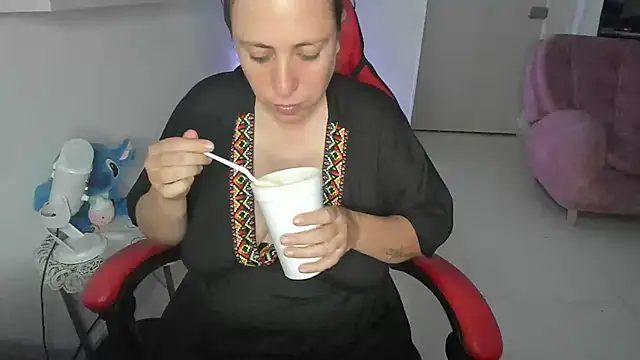 Snapshot of valery_adams1 chatting on February 8, 2025, 3:30 am valery adams1 online show from February 8, 2025, 3:30 am