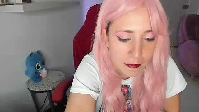 Snapshot of valery_adams1 chatting on February 11, 2025, 4:55 am valery adams1 online show from February 11, 2025, 4:55 am